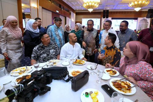 DATUK SERI MOHAMED KHALED NORDIN