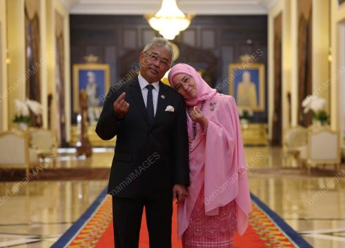 AL-SULTAN ABDULLAH RI'AYATUDDIN AL-MUSTAFA BILLAH SHAH