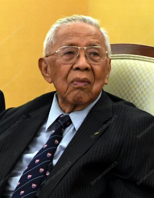KL83_08022018_JEPUN_BN201802078327