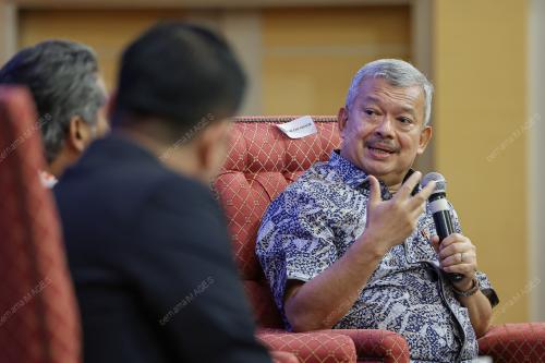 TAN SRI CHE KHALIB MOHAMAD NOH