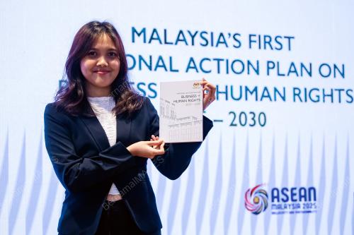 SITI AMINAH UMARUDIN
