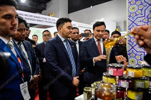 TENGKU AMIR SHAH SHARAFUDDIN IDRIS SHAH