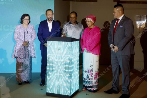 DATUK SERI DR ZAMBRY ABD KADIR