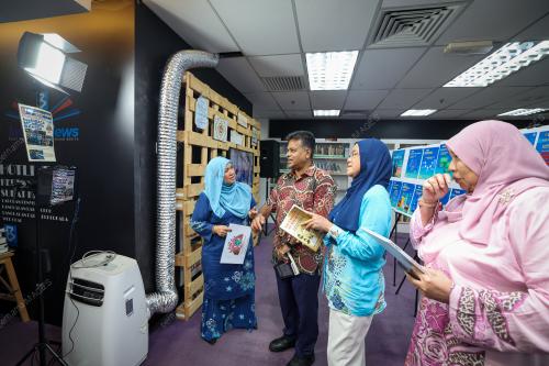 KL83_230422026_BACA