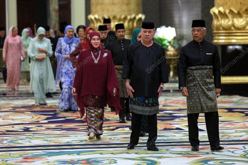 AL-SULTAN ABDULLAH RI'AYATUDDIN AL-MUSTAFA BILLAH SHAH
