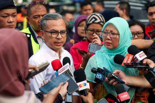FAHMI FADZIL