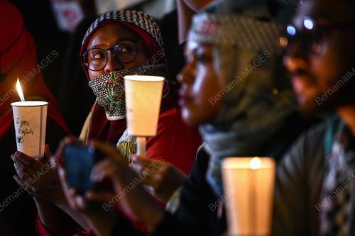PROTES SENYAP PEDULI RAFAH