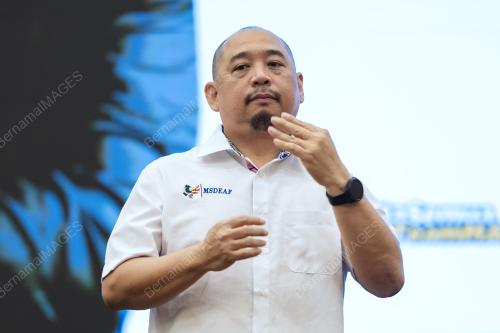 DR ONG SHIN RUENN