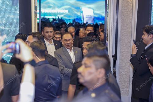 DATUK SERI ANWAR IBRAHIM