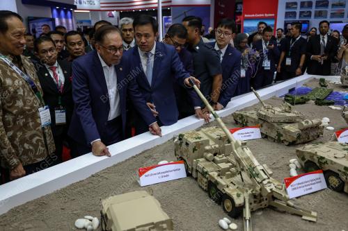 DATUK SER ANWAR IBRAHIM