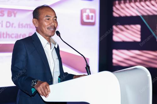 TAN SRI DR ISMAIL BAKAR