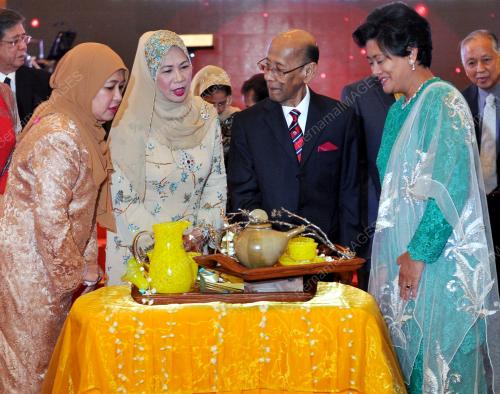 KL84_07122016_YAYASAN