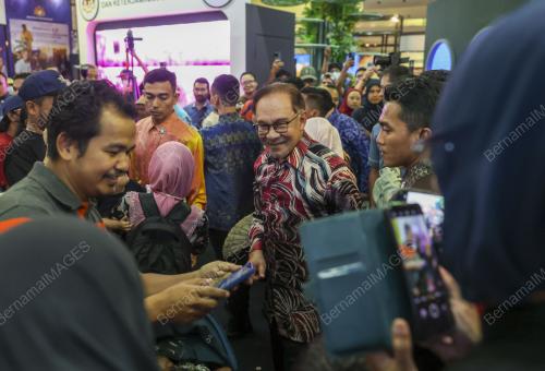 DATUK SERI ANWAR IBRAHIM