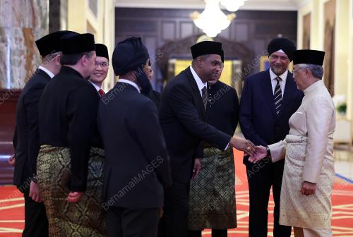 AL-SULTAN ABDULLAH RIÃ•AYATUDDIN AL-MUSTAFA BILLAH SHAH