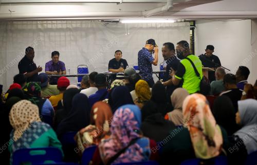 SESI PERJUMPAAN WAKIL PDRM BERSAMA PENDUDUK APARTMENT IDAMAN