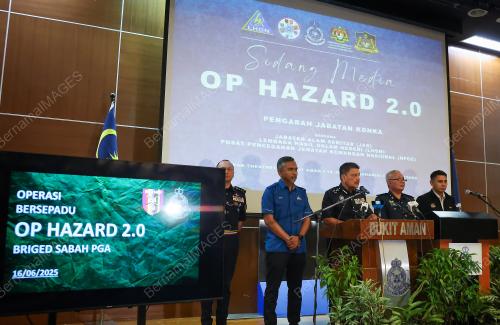 DATUK SERI AZMI ABU KASSIM