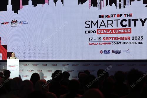 DATUK SERI DR ZALEHA MUSTAFA