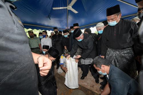 DATUK SERI MOHD NAJIB TUN ABDUL RAZAK