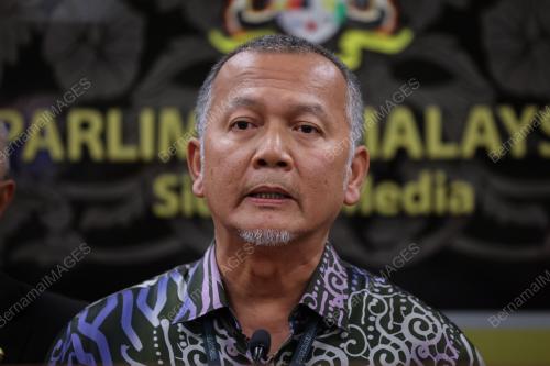 SENATOR DATUK AHMAD IBRAHIM