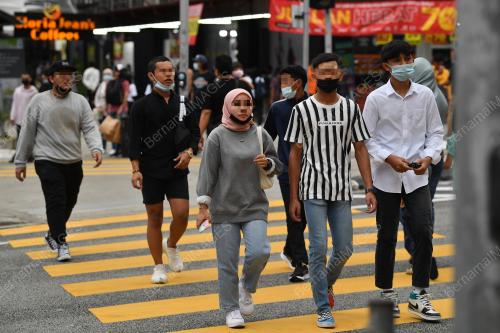 TINJAUAN PERINTAH KAWALAN PERGERAKAN BERSYARAT (PKPB)