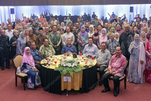 TAN SRI SHAMSUL AZRI ABU BAKAR