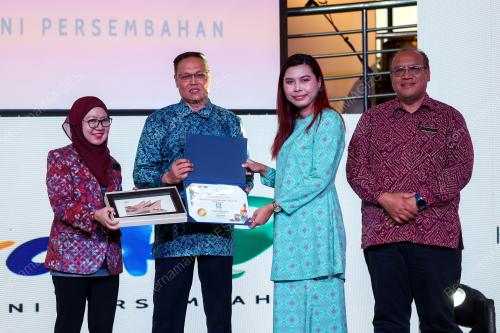 PELUNCUR AN PROGRAM ISTANA BUDAYA 2024