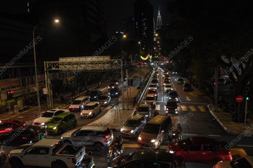 ALIRAN TRAFIK KL SESAK