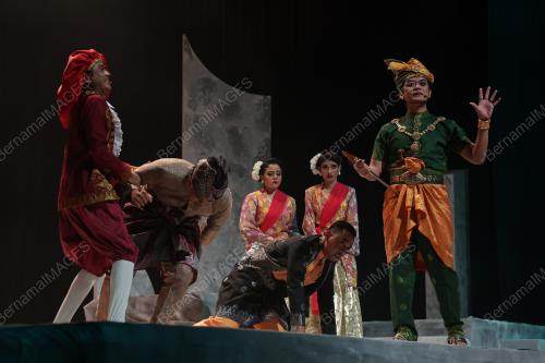 TEATER SIREH BERTEPUK PINANG MENARI