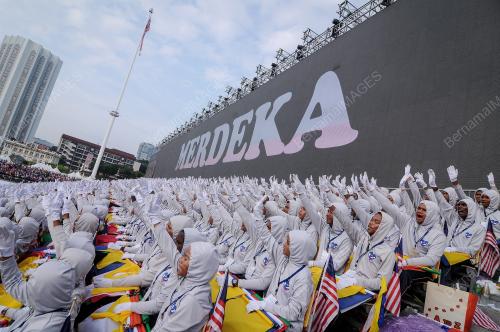 KL84_31082016_MERDEKA