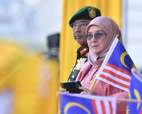 AL-SULTAN ABDULLAH RI'AYATUDDIN AL-MUSTAFA BILLAH SHAH