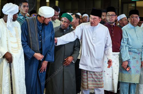 DATUK SERI ANWAR IBRAHIM