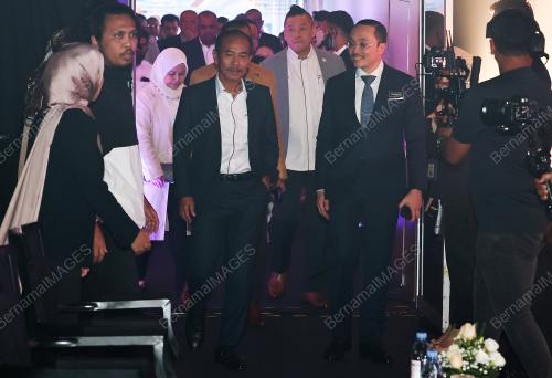 DATUK SERI NORAZMAN AYOB