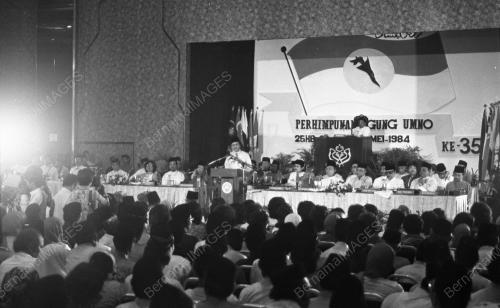 KL85_08072015_MESYUARAT_UMNO