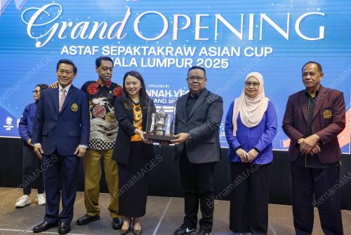 HANNAH YEOH