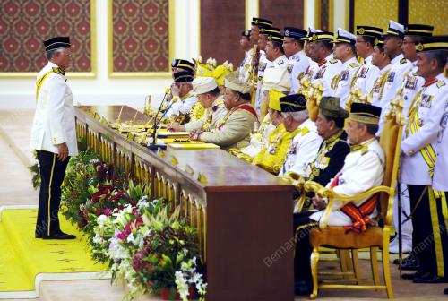 KL85_12122016_AGONG