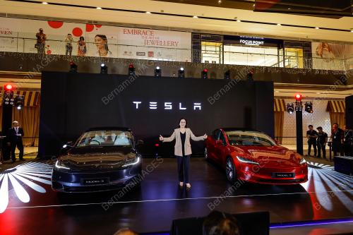 MAJLIS PENGENALAN TESLA MODEL 3