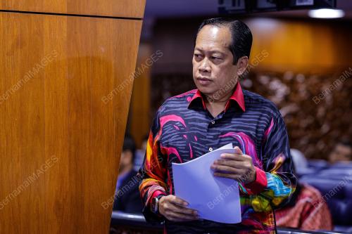 DATUK SERI AHMAD MASLAN