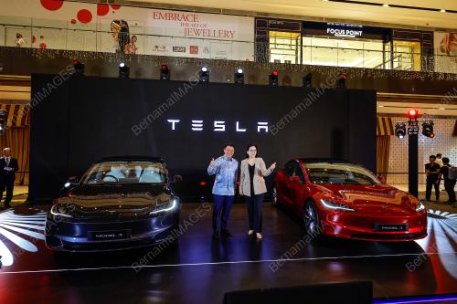 MAJLIS PENGENALAN TESLA MODEL 3