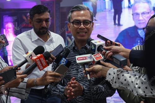 FAHMI FADZIL