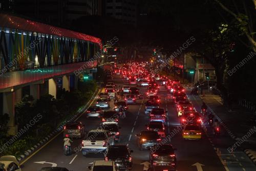 ALIRAN TRAFIK KL SESAK