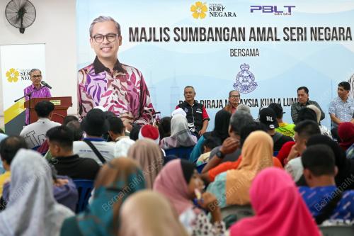 FAHMI FADZIL