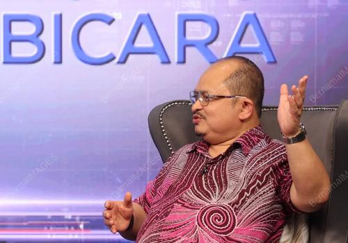 DATUK SERI SHAMSUL ISKANDAR MOHD AKIN