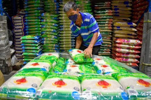 BERAS IMPORT TURUN HARGA