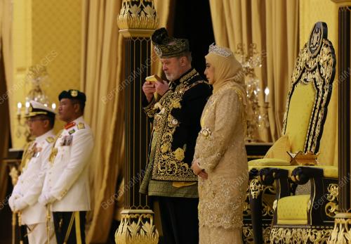ISTIADAT PERTABALAN YANG DI-PERTUAN AGONG KE-17