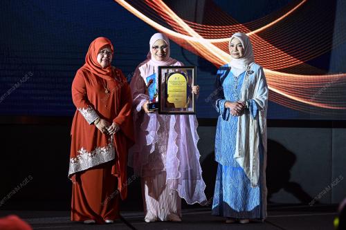 KL87_21012026_PENIAGAWATI