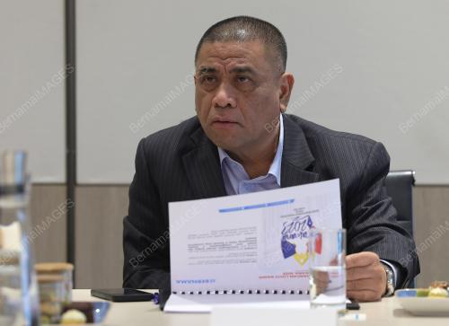 DATUK SERI SAARANI MOHAMAD