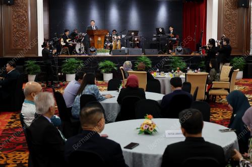 PERSIDANGAN DEWAN RAKYAT