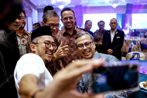 FAHMI FADZIL