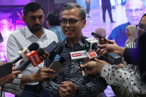 FAHMI FADZIL