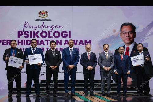 DATUK FAHMI FADZIL